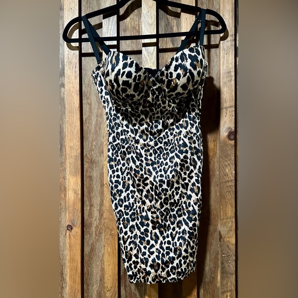 Victoria's Secret Vintage 34D Bodycon Leopard Print Mini Dress Lingerie - Picture 1 of 4